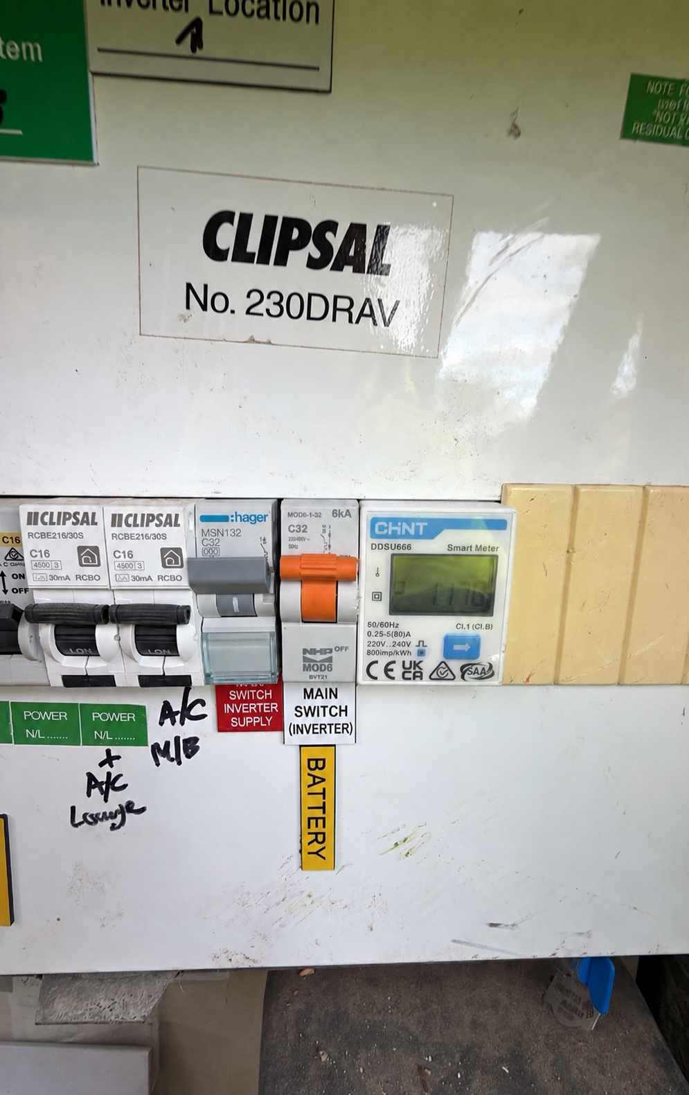 CHINT smart meter at the right of the switchboard beside labelled battery circuit protection.
